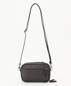 Y'SACCS ナイロン×リサイクルレザー　コンビマルチポシェット