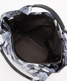 Y'SACCS 総柄プリントトートバッグ