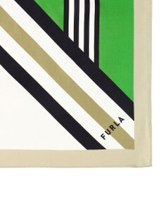 MOONBAT FURLA シルク100% 幾何柄 スクエアスカーフ