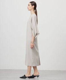 ICB L 【UVケア・接触冷感・速乾・防シワ・洗える】FluidBackSatinドルマンスリーブワンピース