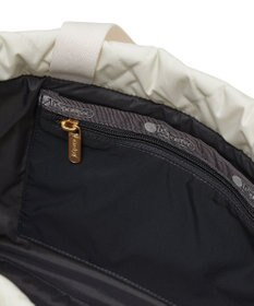 LeSportsac CHAIN E/W DRAWSTRING BAG/ルナキルトチェーン