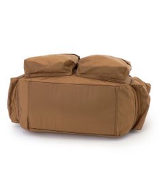 23区 NOMADIS バスクポケット ショルダーバッグ