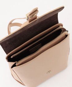 GRACE CONTINENTAL Carving Backpack