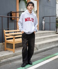 WEGO 【ユニセックス着用ITEM/SMLサイズ展開】グラフィックロゴプルパーカー