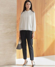 組曲 L 【KUMIKYOKU NAVY】コンフォータブルドレープ フリルテーパードパンツ