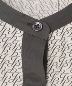 自由区 【セットアップ対応・洗える】モノグラムプリント ブラウス