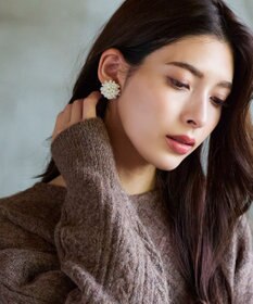 Tiaclasse ビジューパールフラワーピアス