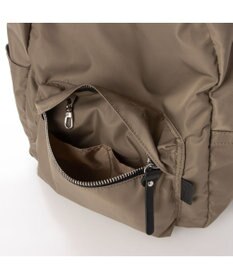 Y'SACCS ナイロン A4リュック　Sサイズ