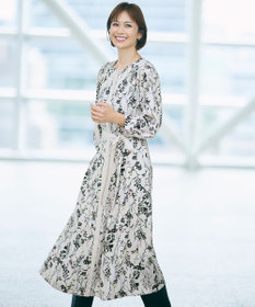 自由区 S 【WEB&一部店舗限定】ハーバルフロープリント8分袖 ワンピース