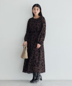 YECCA VECCA ボタニカル柄フロッキープリントワンピース