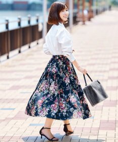 組曲 S 【23AW】ローズブーケプリント フレアスカート