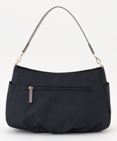 LA BAGAGERIE ポリエステルキャンバス　タックショルダー