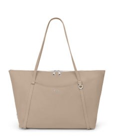 TUMI VOYAGEUR 「キュー」トート