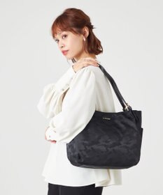 LA BAGAGERIE シャドージャカード A4トートバッグ