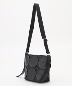 Y'SACCS サークルパッチショルダーバッグ