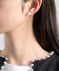 TOCCA LOGO CLOVER STUD PIERCED EARRINGS ピアス