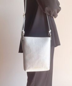 Hekhèr Le Style de Vie 新素材・新色追加【日本製】シュリンクレザー ショルダーバッグ シルバー