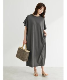 Green Parks 接触冷感　袖切替えカットワンピース