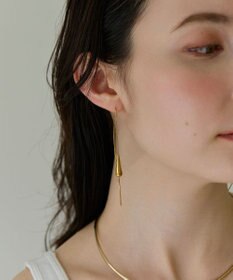 Phoebe 〈金属アレルギー対応〉フロウドロップアメリカンピアス　ゴールド　ステンレス