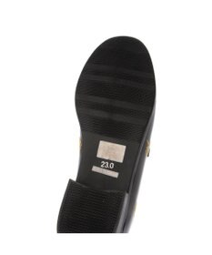 ing <ing>【ハリー・ポッターコラボレーション】刺繍モチーフローファー