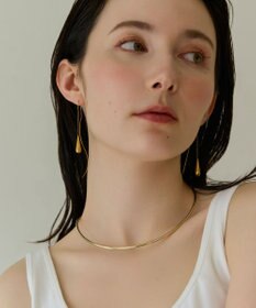 Phoebe 〈金属アレルギー対応〉フロウドロップアメリカンピアス　ゴールド　ステンレス