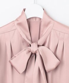 Feroux 【洗える】サテン ボウタイブラウス