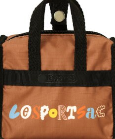 LeSportsac MICRO WEEKENDER CHARM/LSSタイポグラフィチャームブラウン