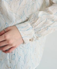 YECCA VECCA ラインフラワー柄ギャザーブラウス