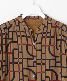 自由区 L 【17号サイズまで展開】ジオメトリックレトロプリント ブラウス