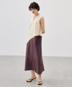 BEIGE， ARAZY / Vネックワンピース