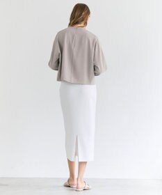 BEIGE， RUE / ドライタッチVネック配色ステッチブラウス