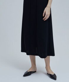 BEIGE， SARAH / Aラインドレス