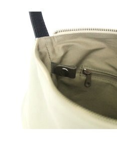 Regalo Felice 【超軽量 / A4サイズ対応 / 口元ファスナータイプ】ショルダー / REGALO