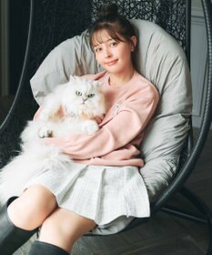 Feroux 【猫カフェMOCHAコラボ】しらたまくん刺繍 ニット