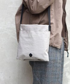 FOLNA RD グリンザ・コーデュラナイロンショルダーバッグ