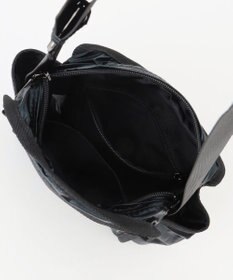 Y'SACCS 【Y’SACCS vous et】メタリックポシェット