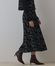 GRACE CONTINENTAL ラメフラワージャガードフレアスカート