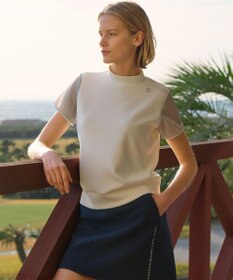 23区GOLF 【WOMEN】シアーラメ袖デザイン ライトダンボールモックネック