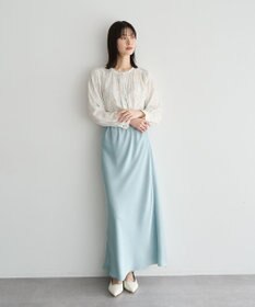 YECCA VECCA ラインフラワー柄ギャザーブラウス