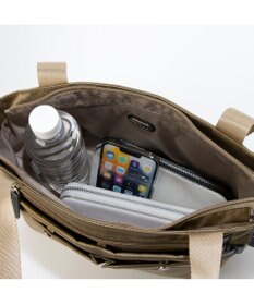 LA BAGAGERIE フロントポケット　スクエアナイロントート