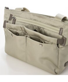 LA BAGAGERIE フロントポケット　スクエアナイロントート