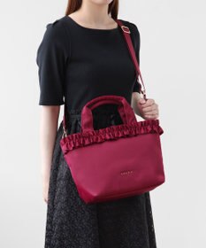 TOCCA 【ショルダー取り外し可能】FRILL GARLAND NYLONTOTE  トートバッグ