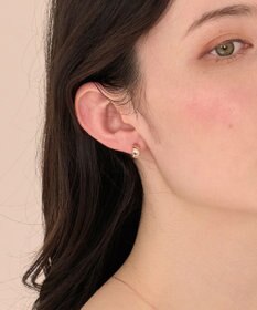 Phoebe 〈金属アレルギー対応〉ストレートラインセラミックポストピアス 定番/シンプル/フープピアス