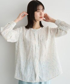 YECCA VECCA ラインフラワー柄ギャザーブラウス