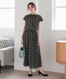 Tiaclasse 【洗える】花柄フレンチスリーブワンピース