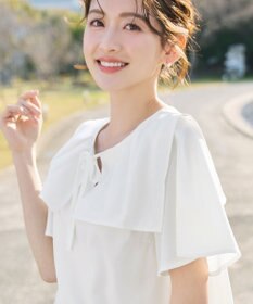Tiaclasse L スクエアカラーフレアスリーブブラウス