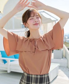 Tiaclasse L スクエアカラーフレアスリーブブラウス