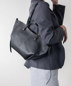 INTER-CHAUSSURES 【ANDREA CARDONE】センターシームレザーハンドバッグ