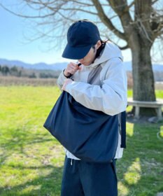 LIVERAL 【大容量】UKIE メッセンジャーバッグ