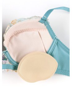 WACOAL ブラジャー 【リボンブラ 胸もとフィットながもち】 きれいな谷間をメイク 動いても谷間をキープ Gカップまで対応 大きいサイズ レディース BXB490 /ワコール